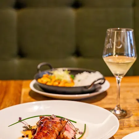 호텔 Mariel 즈노이모